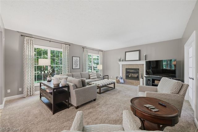 255 Pamilla Circle, Avon Lake, OH 44012