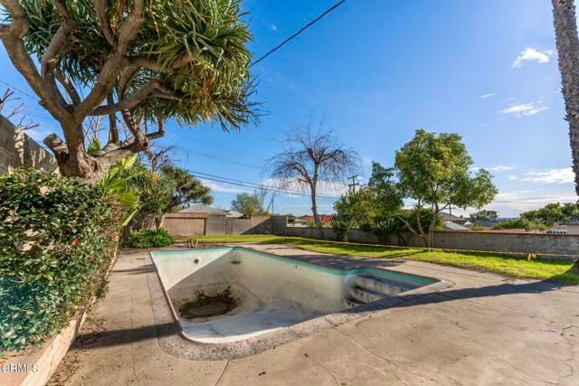 710 E Walnut Avenue, Burbank, CA 91501