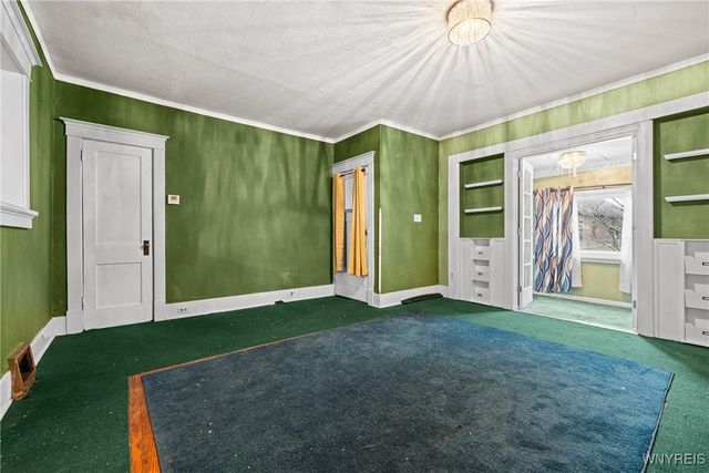 361 East North Street S, Buffalo, NY 14204