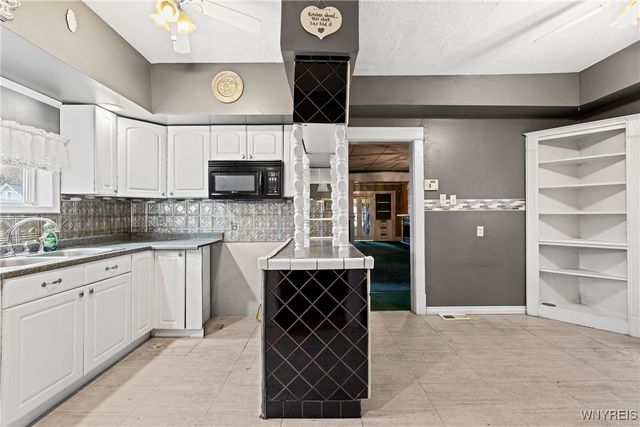 361 East North Street S, Buffalo, NY 14204