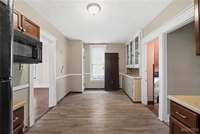 361 East North Street S, Buffalo, NY 14204