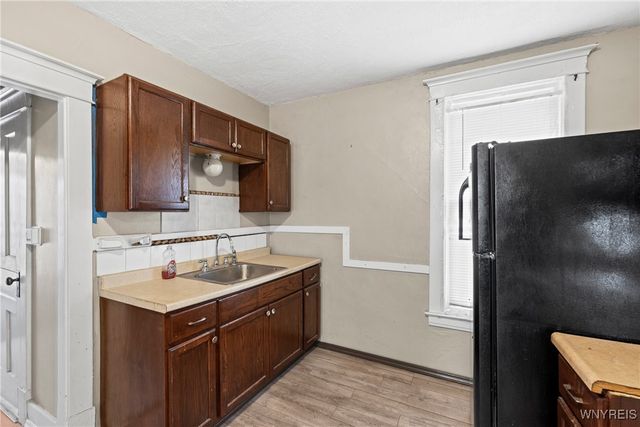 361 East North Street S, Buffalo, NY 14204