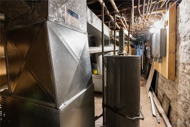 361 East North Street S, Buffalo, NY 14204