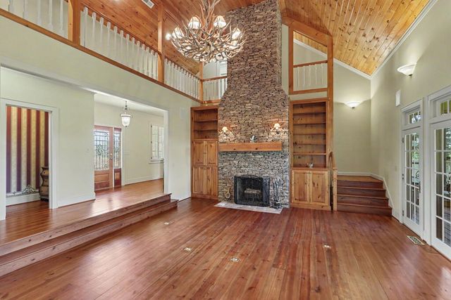 1035 Summit Way, Blairsville, GA 30512