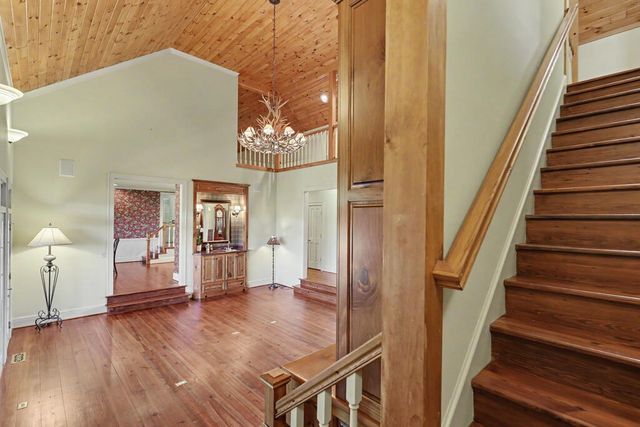1035 Summit Way, Blairsville, GA 30512