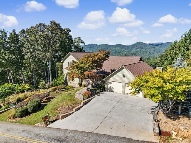 1035 Summit Way, Blairsville, GA 30512