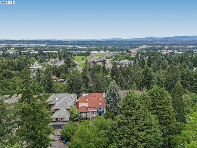 9101 Ne CLIFF St, Portland, OR 97220