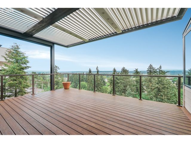 9101 Ne CLIFF St, Portland, OR 97220