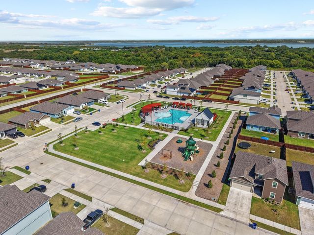 120 Creek End Drive, Princeton, TX 75407