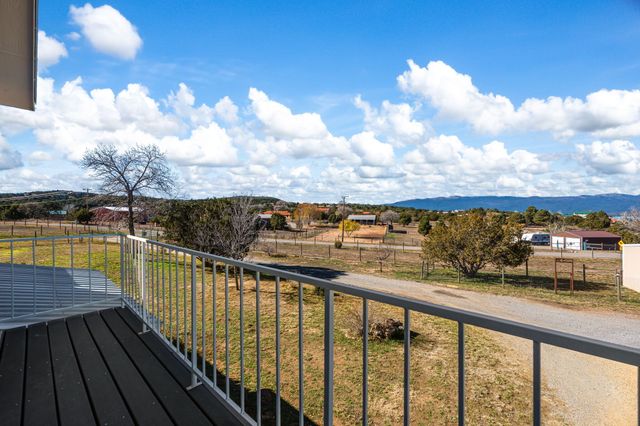 335 Sedillo Road, Tijeras, NM 87059