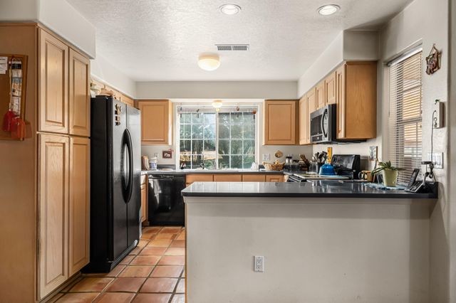 335 Sedillo Road, Tijeras, NM 87059