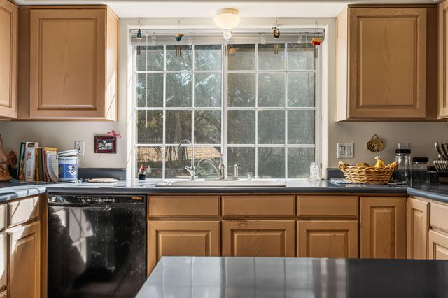 335 Sedillo Road, Tijeras, NM 87059