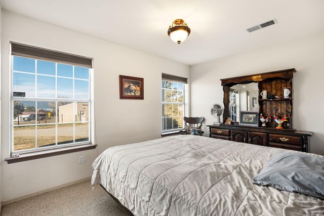 335 Sedillo Road, Tijeras, NM 87059