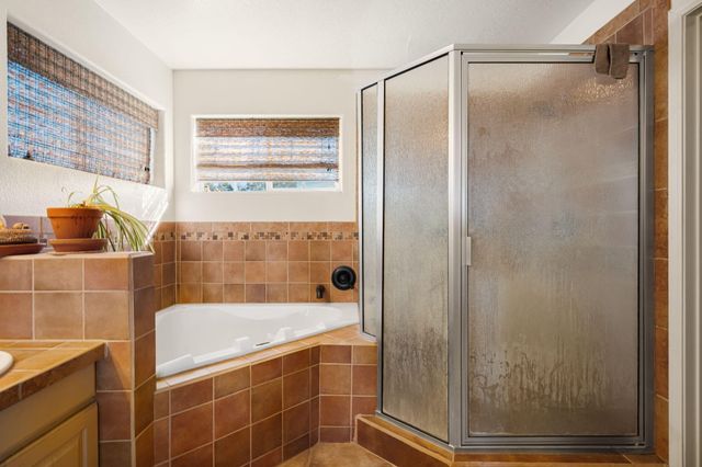 335 Sedillo Road, Tijeras, NM 87059