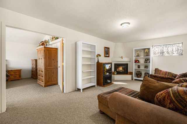 335 Sedillo Road, Tijeras, NM 87059