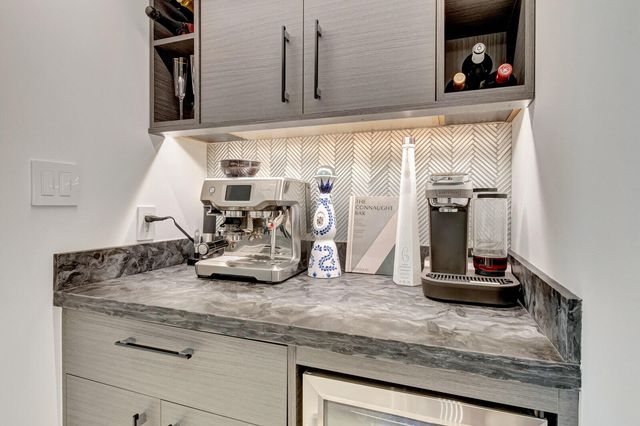 6699 NW 2nd Avenue 313, Boca Raton, FL 33487