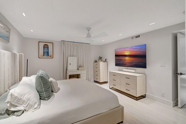 6699 NW 2nd Avenue 313, Boca Raton, FL 33487