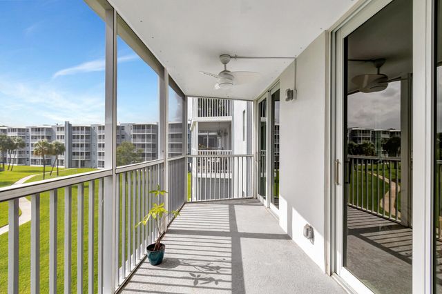 6699 NW 2nd Avenue 313, Boca Raton, FL 33487