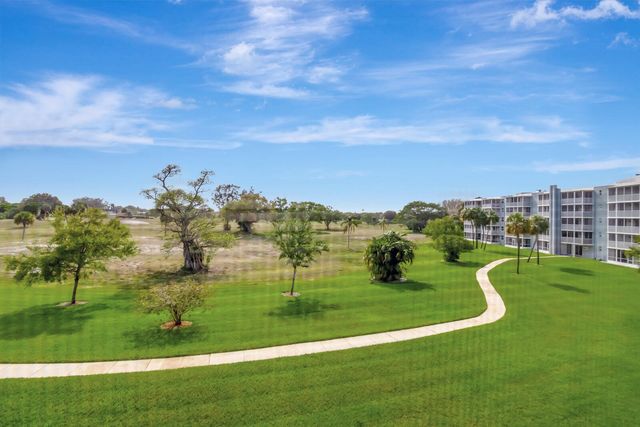 6699 NW 2nd Avenue 313, Boca Raton, FL 33487