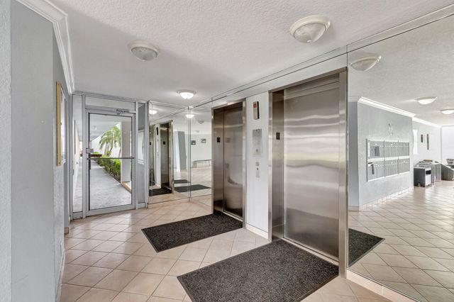 6699 NW 2nd Avenue 313, Boca Raton, FL 33487