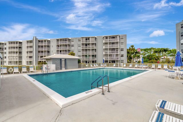 6699 NW 2nd Avenue 313, Boca Raton, FL 33487