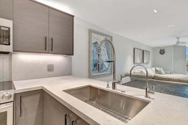 6699 NW 2nd Avenue 313, Boca Raton, FL 33487