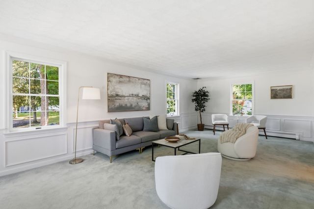 9 Peterson Rd, Peabody, MA 01960