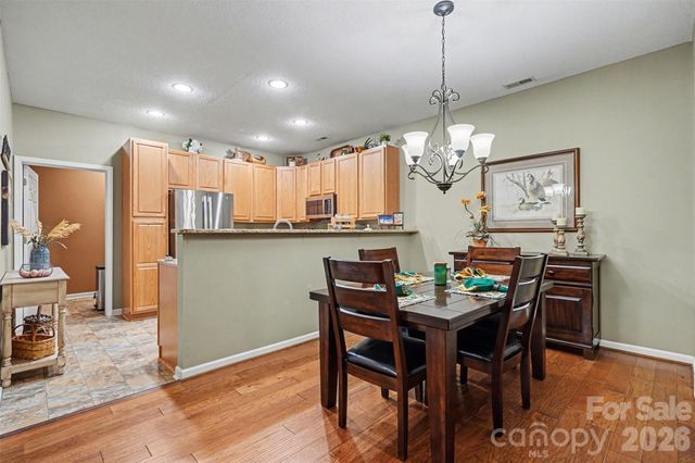 16627 Timber Crossing Road, Charlotte, NC 28213