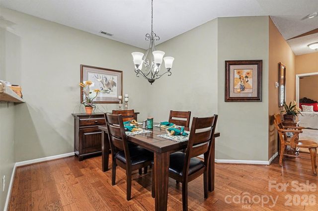 16627 Timber Crossing Road, Charlotte, NC 28213