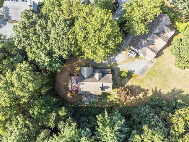 6 Beatty Ln, Easton, MA 02375