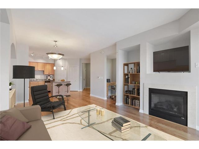 500 E Grant Street 909, Minneapolis, MN 55404