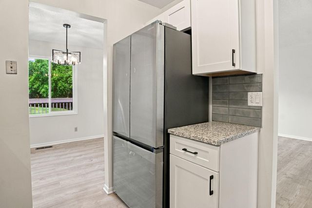 243 W Eagle Lake Drive, Maple Grove, MN 55369