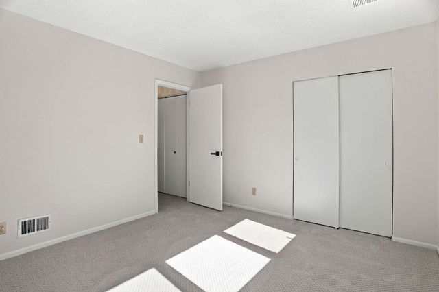 243 W Eagle Lake Drive, Maple Grove, MN 55369