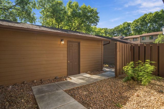 243 W Eagle Lake Drive, Maple Grove, MN 55369
