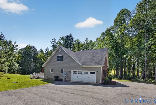 3834 Mill Mount Dr, Powhatan, VA 23139
