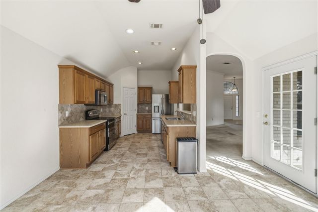 309 Heritage Hills DR, Fredericksburg, TX 78624