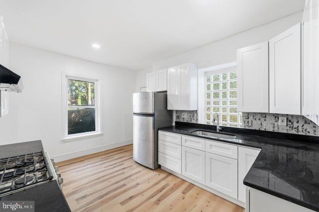 1364 W SPENCER ST, Philadelphia, PA 19141