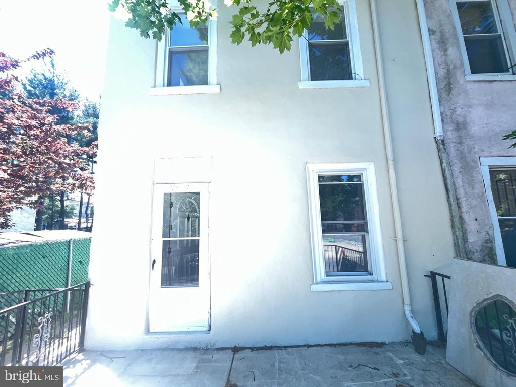 1364 W SPENCER ST, Philadelphia, PA 19141