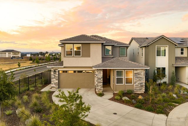 903 Caprock Ln, Bickford Ranch, CA 95648