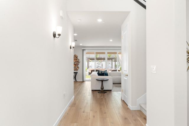 903 Caprock Ln, Bickford Ranch, CA 95648