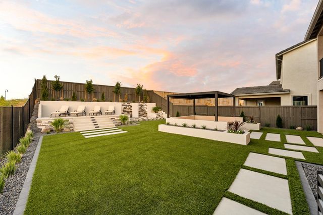 903 Caprock Ln, Bickford Ranch, CA 95648