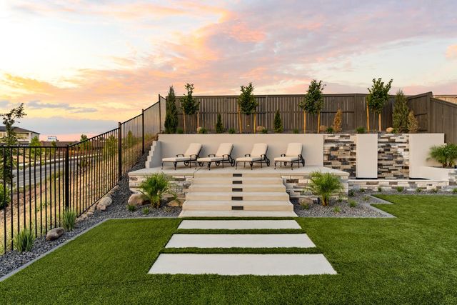 903 Caprock Ln, Bickford Ranch, CA 95648