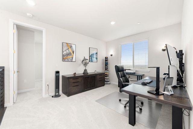 903 Caprock Ln, Bickford Ranch, CA 95648