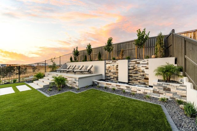 903 Caprock Ln, Bickford Ranch, CA 95648