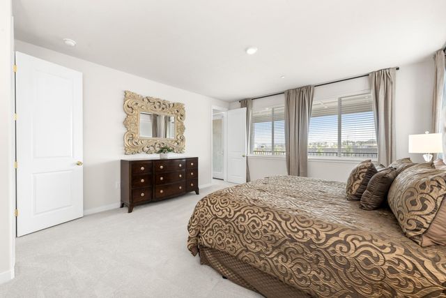 903 Caprock Ln, Bickford Ranch, CA 95648