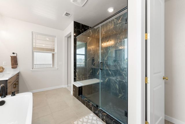 903 Caprock Ln, Bickford Ranch, CA 95648