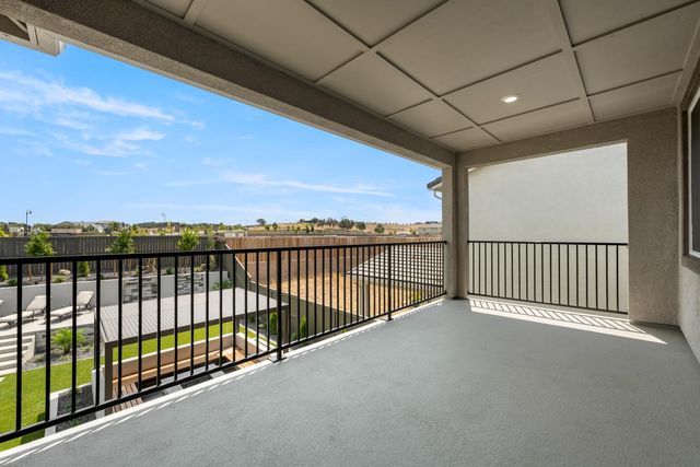 903 Caprock Ln, Bickford Ranch, CA 95648