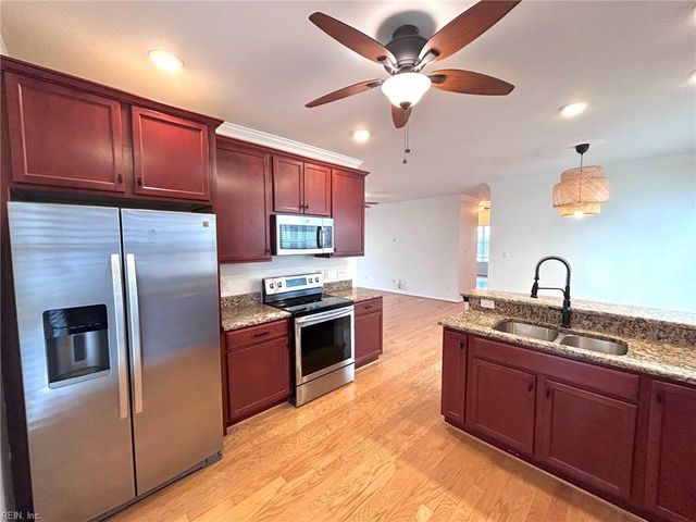 8171 Highland ST, Norfolk, VA 23518