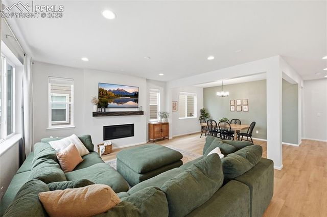5765 Mammoth Lane, Colorado Springs, CO 80927