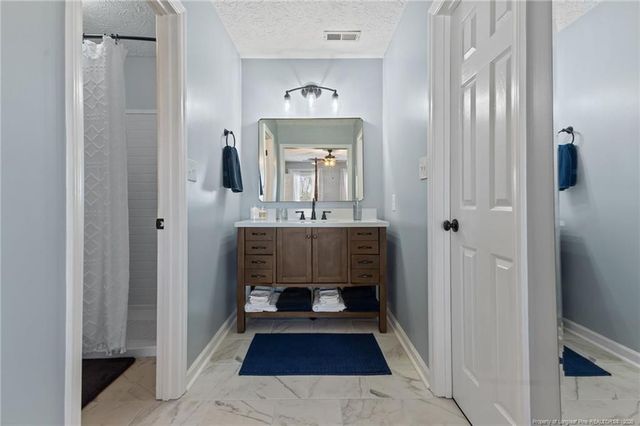 8522 Congressional Avenue, Hope Mills, NC 28348